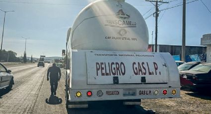 Confiscan tractocamión con 13 mil litros de gas LP; detienen a chofer