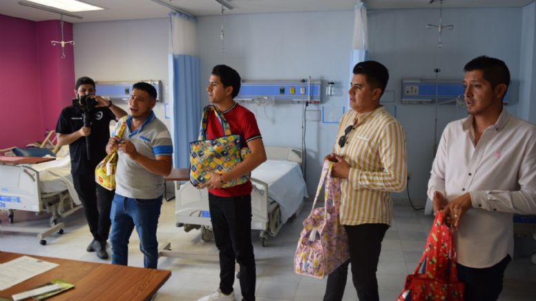 Banda Lirio grabó emotivo video en Hospital Materno Infantil de Irapuato y con migrantes