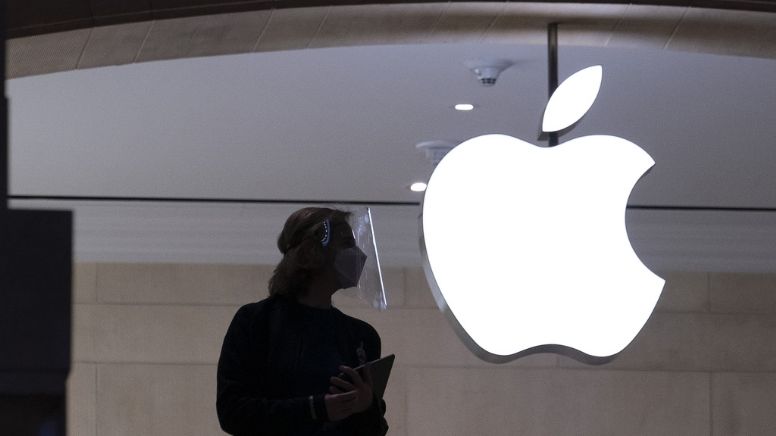 Apple se convierte en la primera empresa en ser valorada en tres billones de dólares
