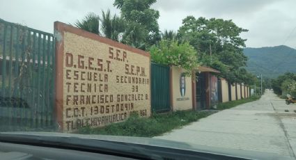 Denuncia comunidad escolar falta de maestros en secundaria de Yahualica