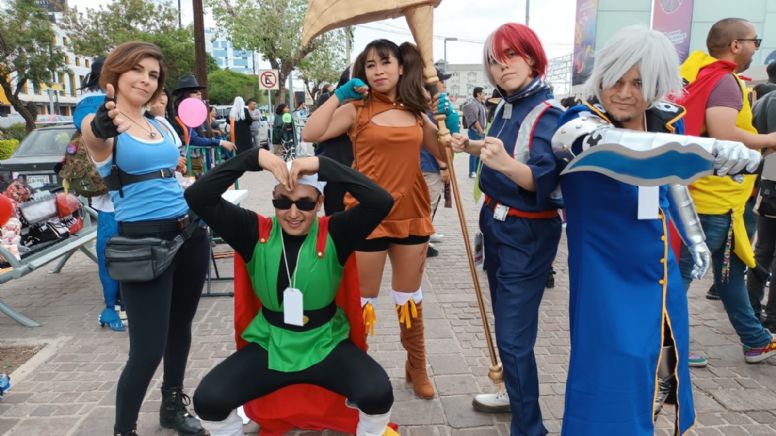 Visibilizan cultura del cosplay con marcha en León