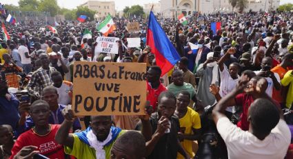 Partidarios del golpe en Níger marchan por la capital con banderas rusas y críticas a Francia