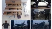 Detienen a hombre en posesión de armas, droga y vehículos en Celaya