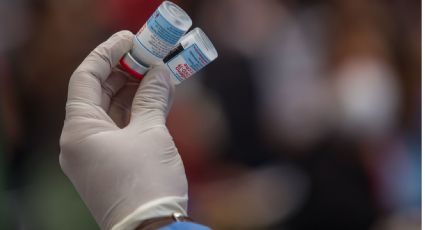 Publica Cofepris convocatoria que abre posibilidad a empresas de comercializar vacuna contra COVID