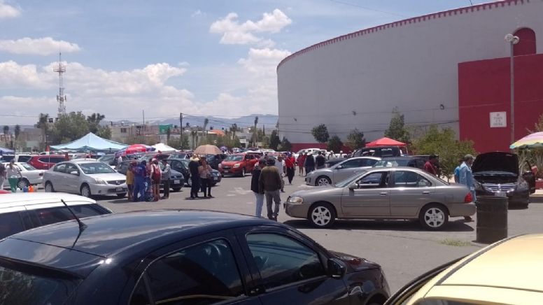 Retiran tianguis de autos usados por feria de Pachuca; implementan sede provisional