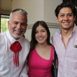 Celebran a México con orquesta, coro y mariachi en Academia Renacimiento
