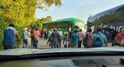 Vecinos de San Felipe Orizatlán bloquean carretera federal Tamazunchale-Álamo