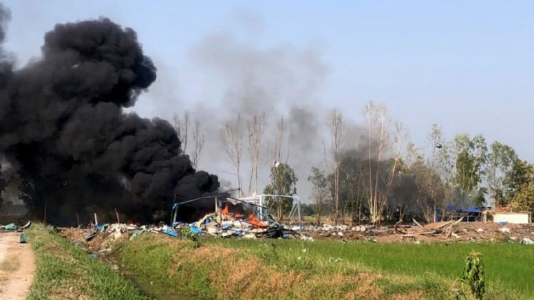 Cuerpos volaron por todos lados: Explota fábrica de fuegos artificiales; reportan 23 muertos