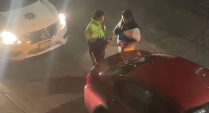 VIDEO | Captan a tránsito de Celaya presuntamente recibiendo 'mordida'