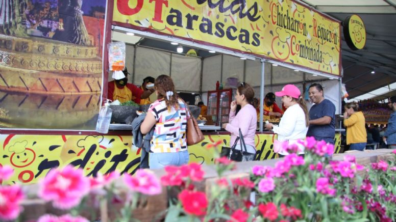 Encanta la comida de la Feria de León en el 'Mundo del Sabor'