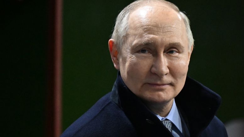 Putin acusa a Ucrania de derribar avión con prisioneros de guerra