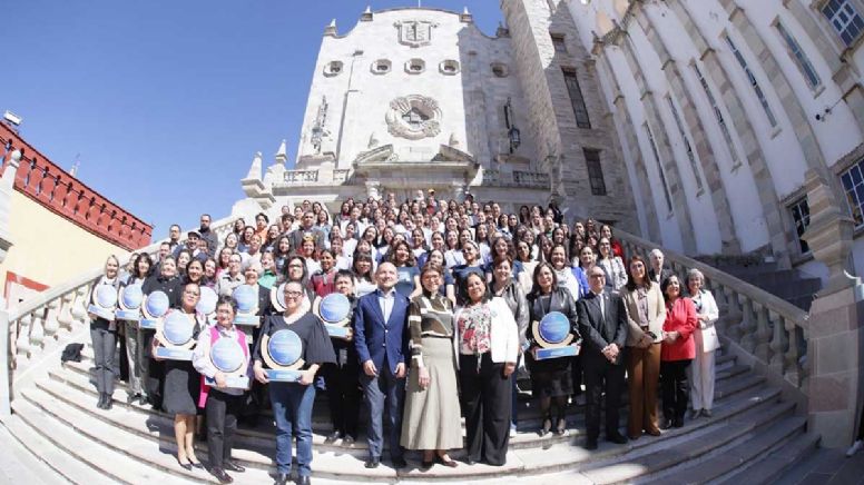 Impulsa UG incursión de mujeres con el “Primer Encuentro de la Niña y la Mujer en la Ciencia”