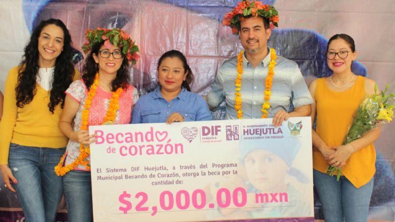 Realizan jornada solidaria contra el cáncer infantil en Huejutla