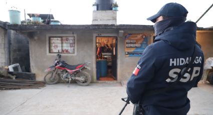 Detienen a dos presuntos narcomenudistas en San Bartolo Tutotepec
