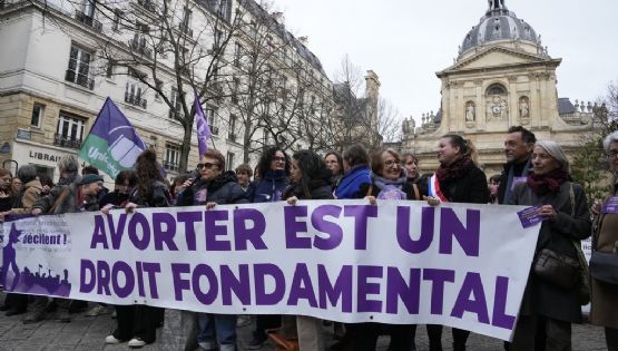 El aborto será un derecho constitucional en Francia tras aprobación del Senado