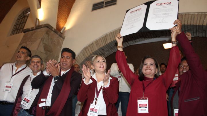 "Estamos listos para la batalla": Alma Alcaraz al recibir su constancia como candidata a la gubernatura