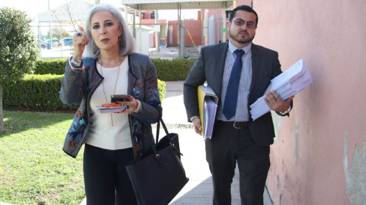 Aplazan oootra vez audiencia contra Bárbara Botello por demanda de AM