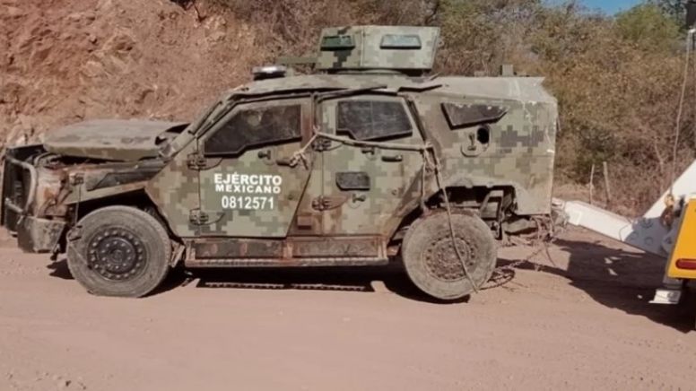 Mueren dos militares por explosión de narcomina en Michoacán