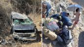 Muere hombre tras volcar en la 'curva del diablo' y caer a zanja, en Valle de Santiago