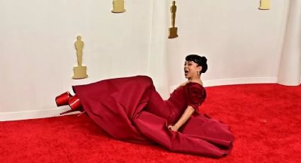 VIDEO de caída de actriz en los premios Óscar 2024 se vuelve viral