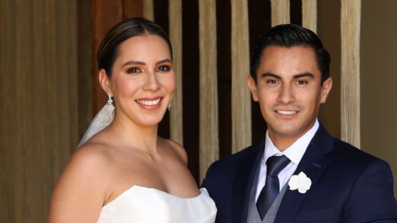 Ximena Lugo y Víctor Flores se juran amor eterno ante Dios
