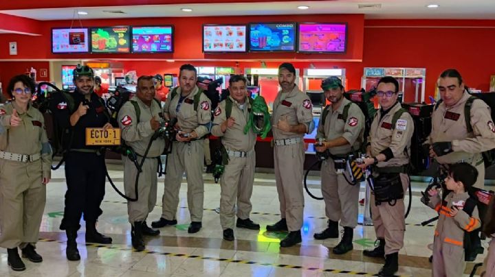 Los Cazafantasmas de León se unen a la Proyección de "Ghostbusters Frozen Empire" en Cinemex Plaza Mayor