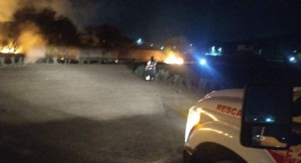 Arde pastizal a espaldas del Hospital Regional de Uriangato; controlan fuego a tiempo