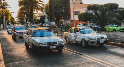 Sigue en análisis posible revocación a concesión de Taxi Contigo; proceso tardado: Menchaca