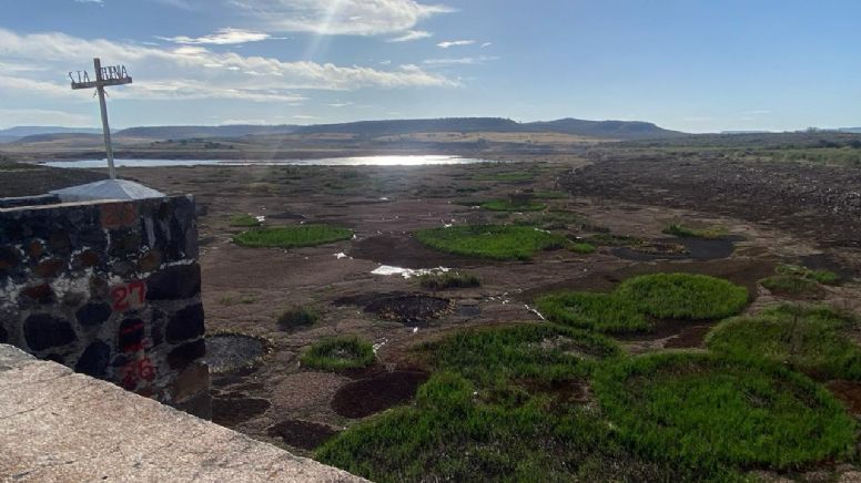 Se seca presa del pueblo de Jalpa de Cánovas, en Purísima del Rincón