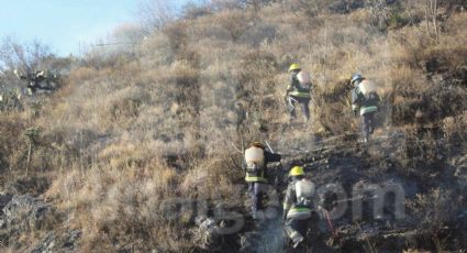 Vecinos y brigadistas sofocan incendio en Tulantepec luego de cinco horas de combate