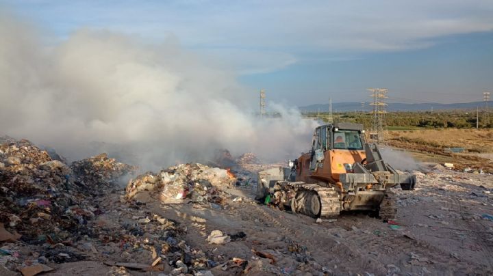 Los celayenses 'respiraron muerte', señala experto tras incendio en basurero de Tinajitas, en Celaya