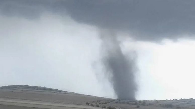 Advierten por posible formación de tornado no-supercelda en Hidalgo