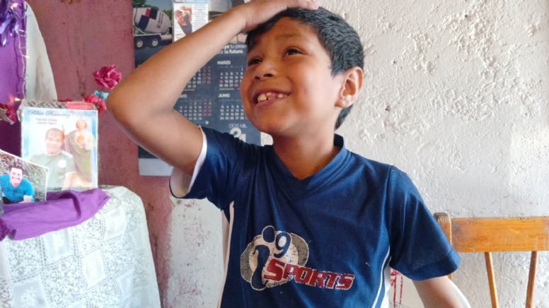 Premia Fundación Gabo a niño de San Francisco del Rincón por relatar la historia de su abuelo