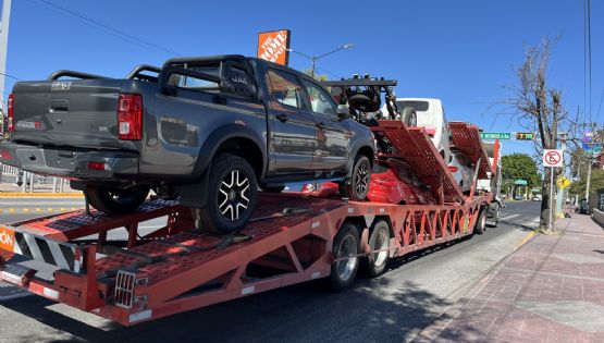 Roban 18 vehículos cuando eran trasladados de Guanajuato a Jalisco y Michoacán