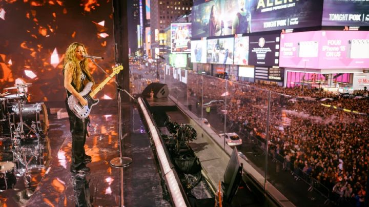 Shakira sorprende con un concierto gratuito en Time Square en Nueva York