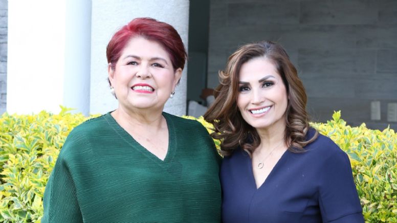 Celebra su cumpleaños entre amigas Montse Hernández, vicepresidenta de Amexme