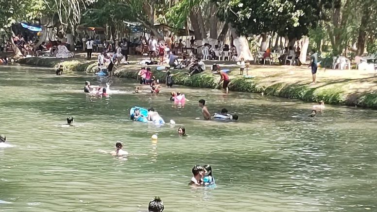 Aprovechan vacacionistas Semana Santa para visitar río de Huejutla