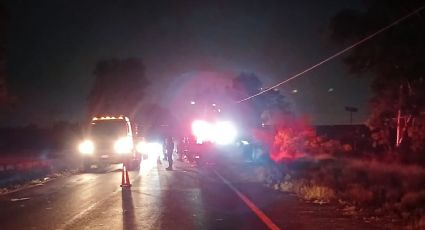 Dos prensados y cuatro lesionados, saldo de aparatoso accidente en la Salamanca-Juventino Rosas