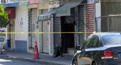 Ataque armado en barbería de Celaya deja al dueño muerto entre los sillones donde atendía a sus clientes