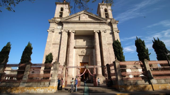 ¡Sacramentos falsos! Advierte arquidiócesis de Tulancingo por fraudes