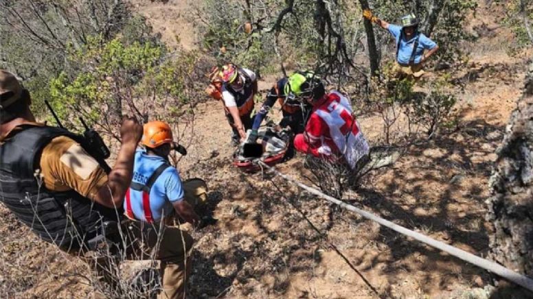 Hombre cae a barranco de 300 metros en Guanajuato capital y fallece al ser rescatado