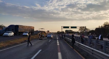 Extienden bloqueo de entrada de Tulancingo a autopista México-Tuxpan