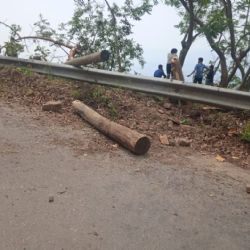 Muere una mujer y hay seis lesionados por accidente en Huazalingo