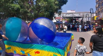 Con desfile y actividades festejan a niñas y niños en Tulancingo