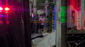 Mujer rompe en llanto al ver a su esposo asesinado a metros de llegar a casa, en Celaya