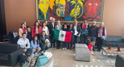 'Regresan con la frente y el nombre de México en alto', cuerpo diplomático en Ecuador retorna hoy