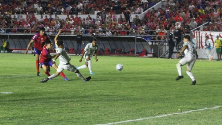 Irapuato vence a los Aguacateros de Peribán y están en semifinales de Liga Premier