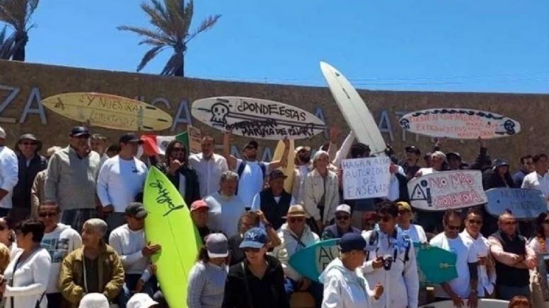 Vienen a México a surfear y los asesinan durante robo