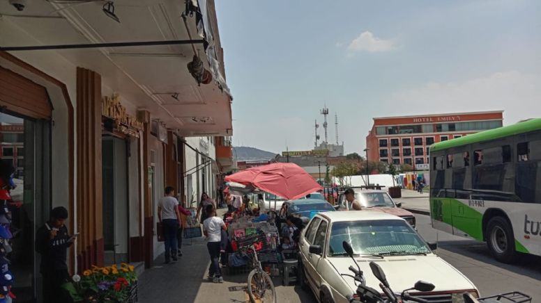 Antes del Día de las Madres, escasas ventas en centro de Pachuca