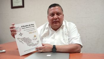 ¿Es legal? Reparten folletos en iglesias de León para orar por las elecciones
